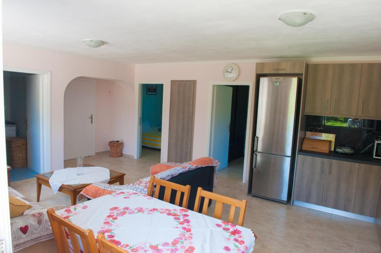פרבזה Olives Estate Apartments Grande מראה חיצוני תמונה